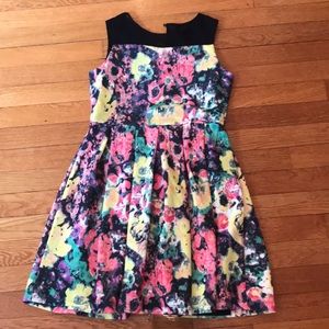 A piper and Julie size 14 colorful floral dress